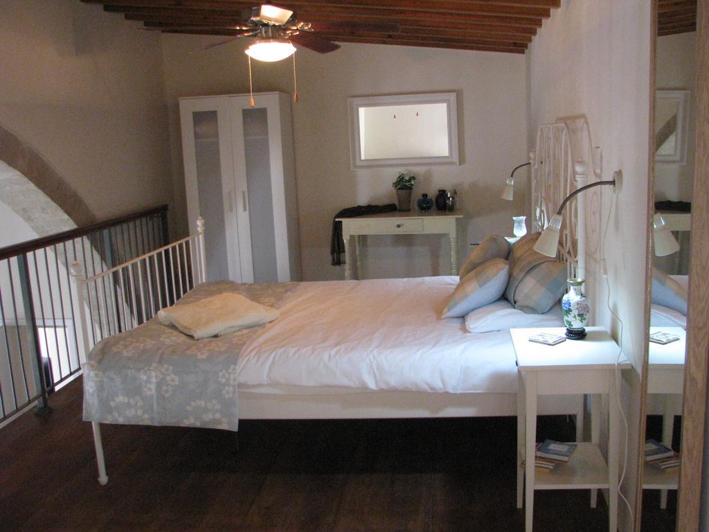 Dolphin Guest House And Studios Tochni Zewnętrze zdjęcie